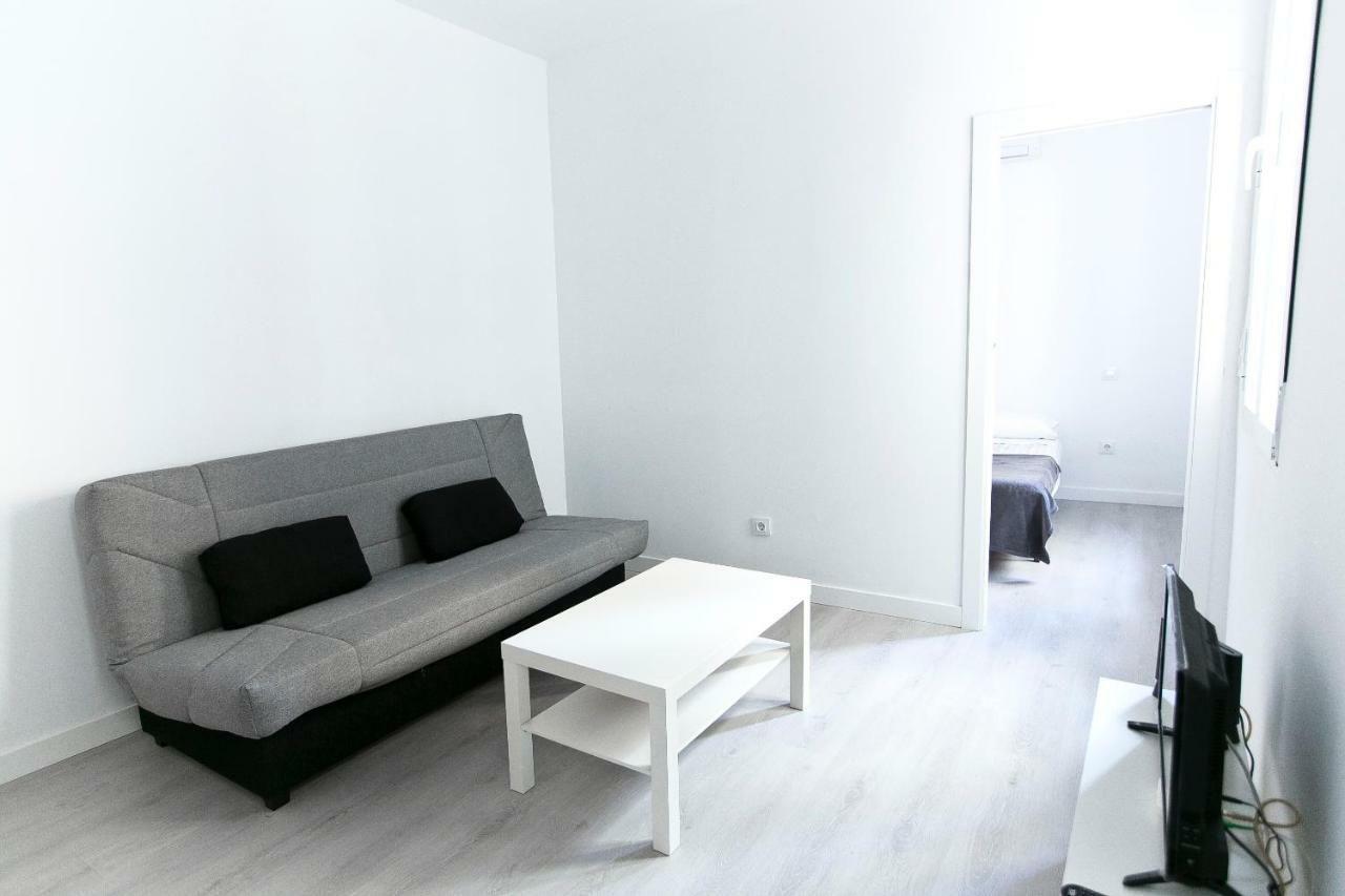 マドリードApartamento Malasana Iアパートメント エクステリア 写真