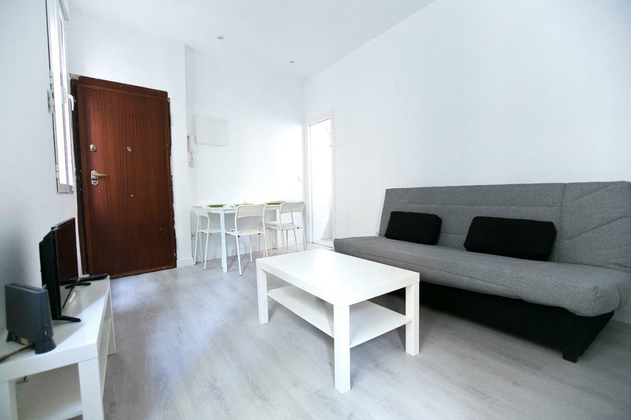 マドリードApartamento Malasana Iアパートメント エクステリア 写真